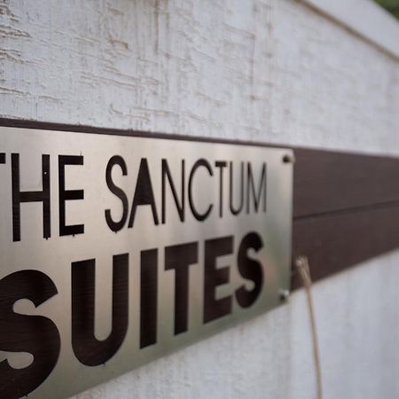 Sanctum Suites Bel Road Бангалор Екстериор снимка