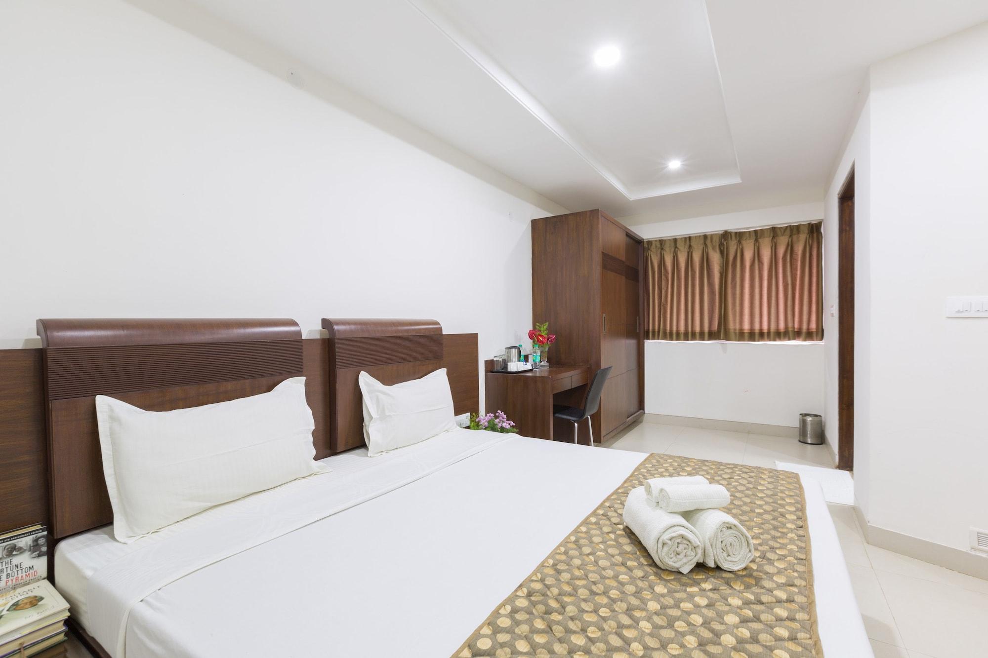 Sanctum Suites Bel Road Бангалор Екстериор снимка