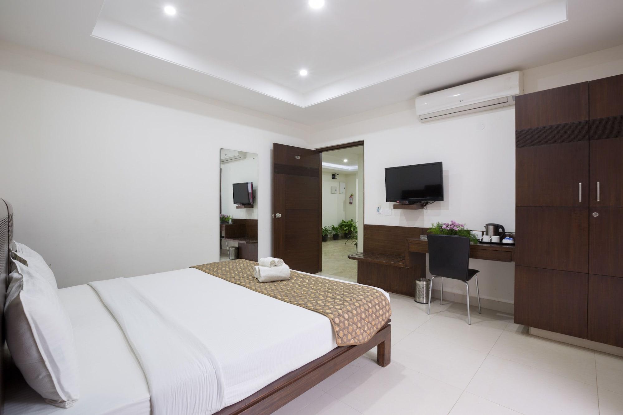 Sanctum Suites Bel Road Бангалор Екстериор снимка