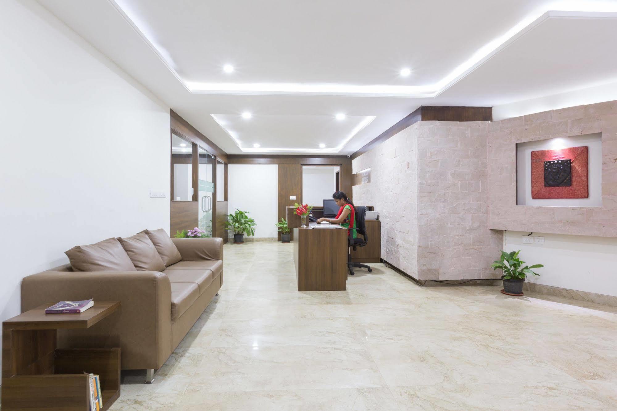 Sanctum Suites Bel Road Бангалор Екстериор снимка