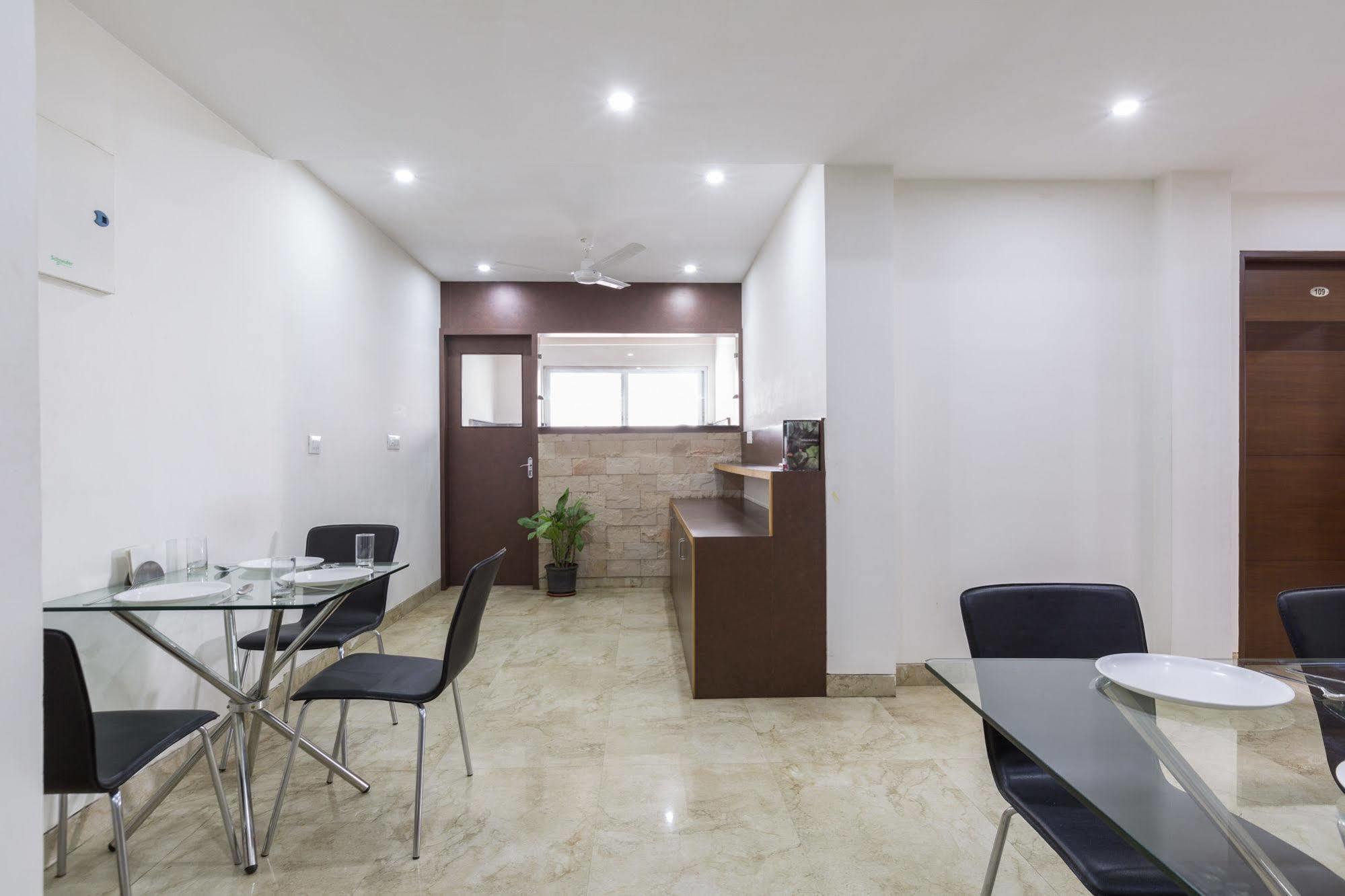 Sanctum Suites Bel Road Бангалор Екстериор снимка